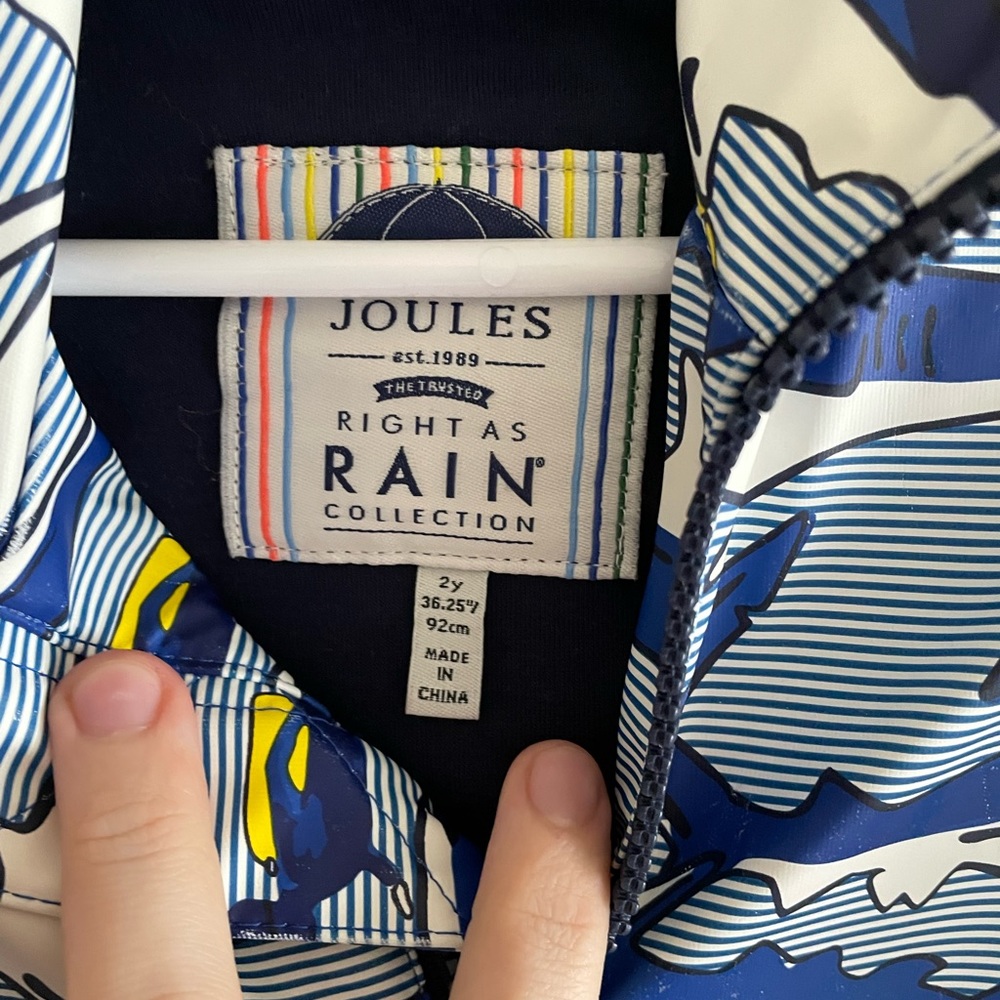 Joules Shark Raincoat 2T - Picture 3 of 5